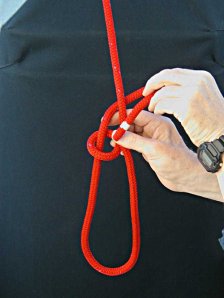 Step-5 - How to tie a Bowline with your left hand