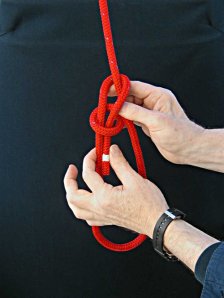 Step-6 - How to tie a Bowline with your left hand