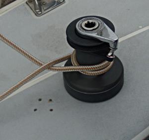 Towboat Hitch / Capstan Hitch – Step 1 - / Lighterman's Hitch / Backhanded Mooring Hitch