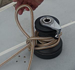 Towboat Hitch / Capstan Hitch – Step 7 - / Lighterman's Hitch / Backhanded Mooring Hitch